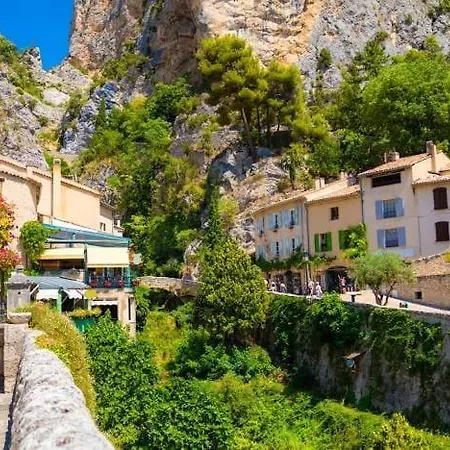Maison De Village Avec Terrasse *