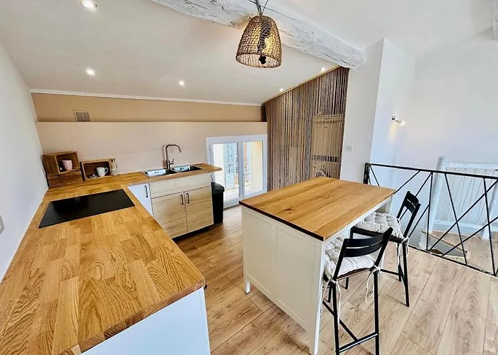 Maison De Village Avec Terrasse Apartment